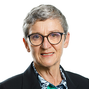 Profile photo of Julie Nelson